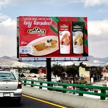 foto de espectacular unipolar de campaña para Clientes Directos